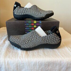 Bernie Mev Women's Rigged Jim Slip-On shoe Pewter black size 7